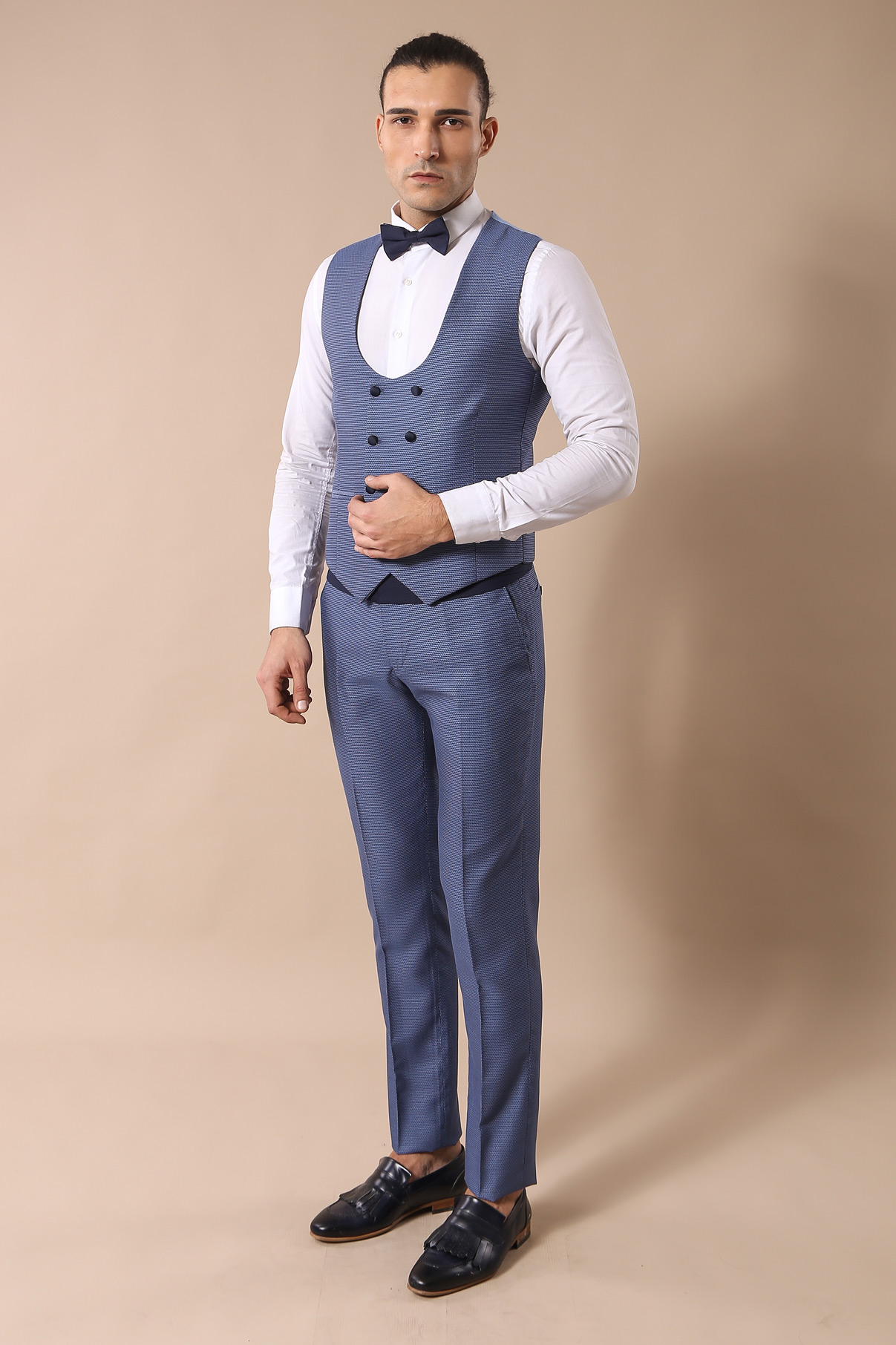 TUX007_lightblue_navy_03