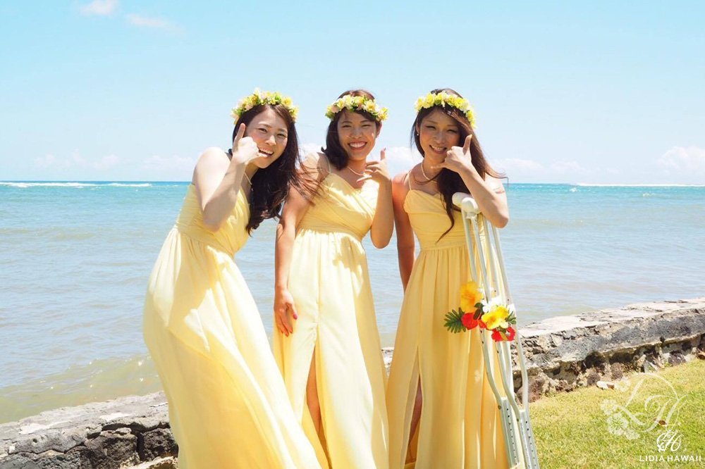 ハワイでブライズメイドドレスや結婚式の服装の準備はレンタルがお勧め