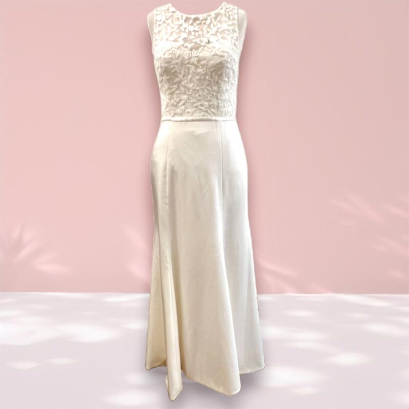 大きいサイズ レーストップスクープネック　ウェディングドレス